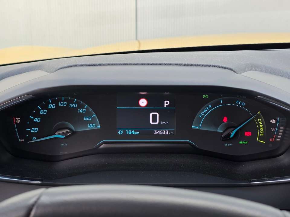 Peugeot e-208 - Imagem 12