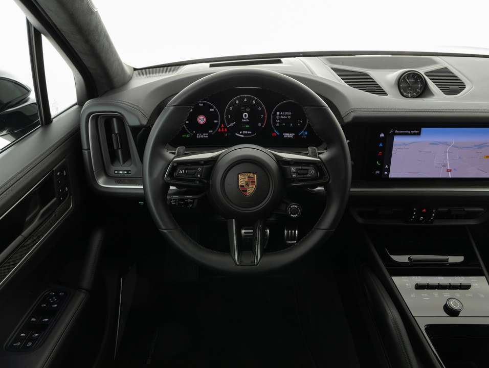 Porsche Cayenne - Imagem 9