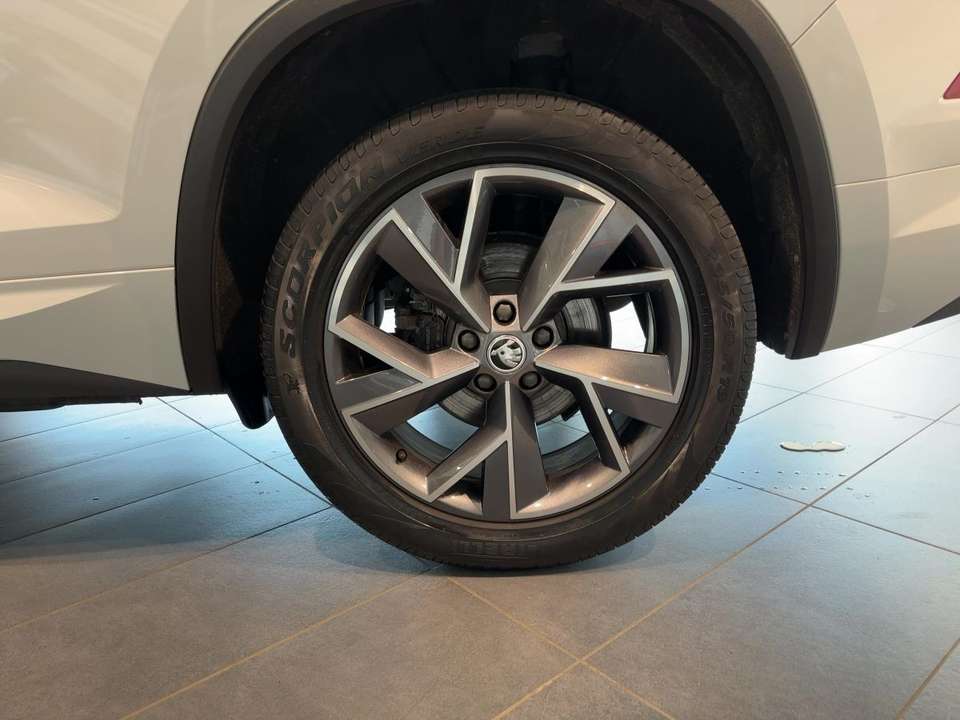 Skoda Kodiaq - Imagem 12