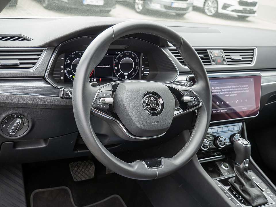 Skoda Superb - Imagem 7