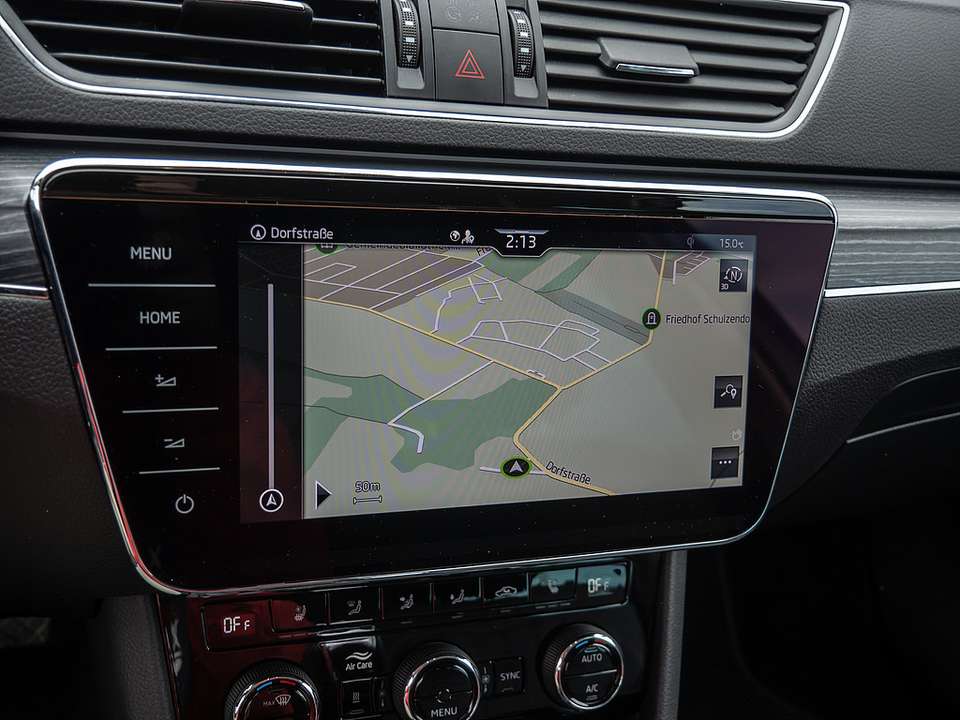 Skoda Superb - Imagem 8