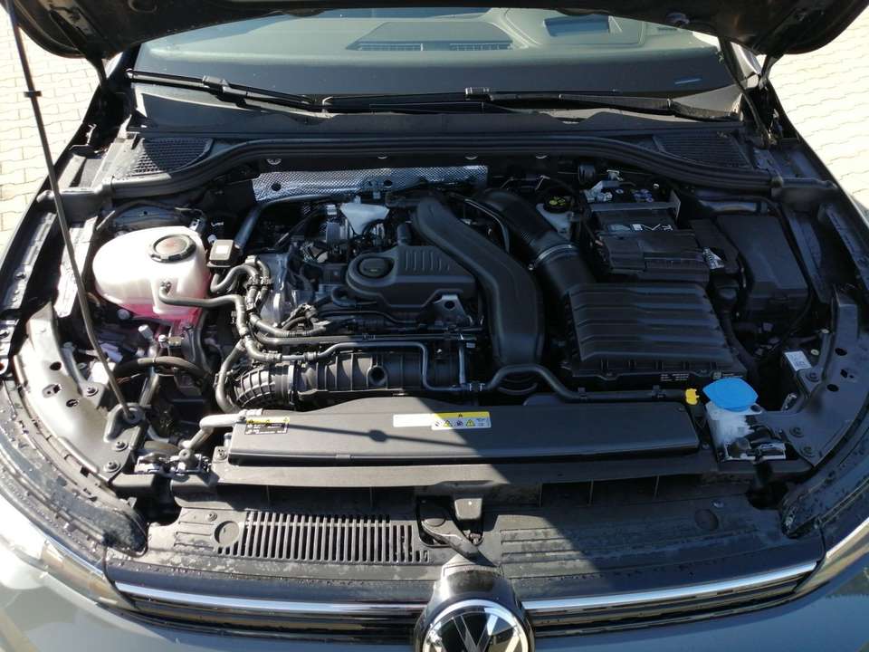 Volkswagen Golf Variant - Imagem 10
