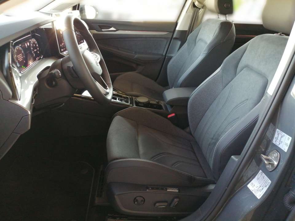 Volkswagen Golf Variant - Imagem 14