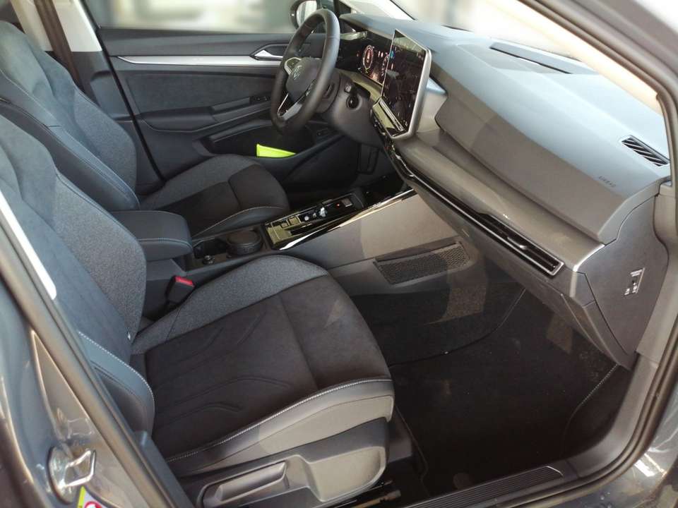 Volkswagen Golf Variant - Imagem 15