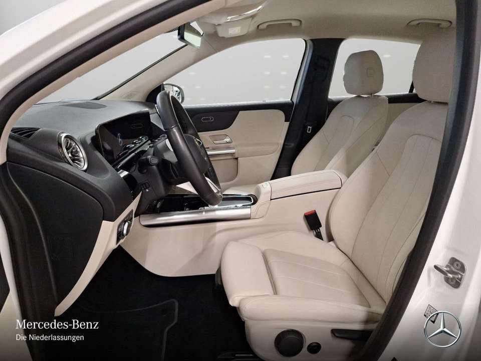 Mercedes-Benz EQA 350 - Imagem 11