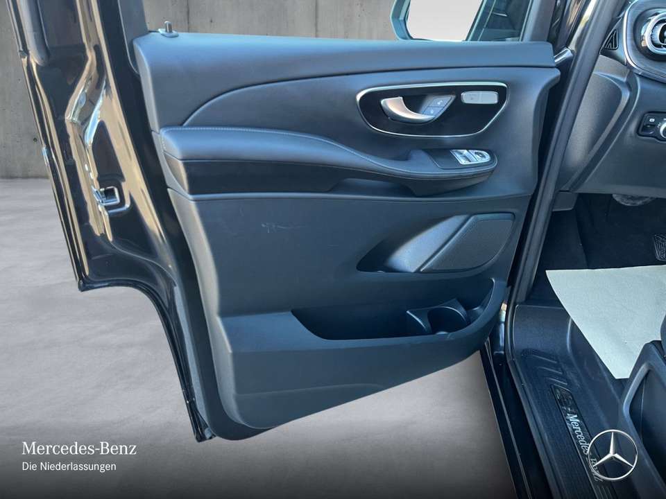 Mercedes-Benz V 300 - Imagem 15