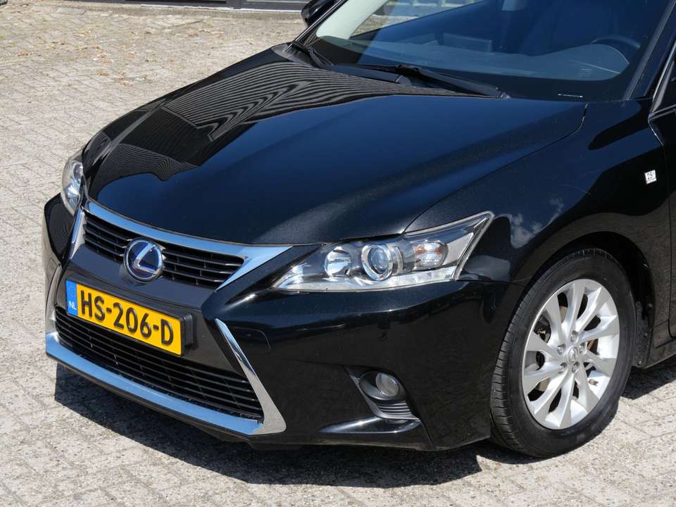 Lexus CT 200h - Imagem 17