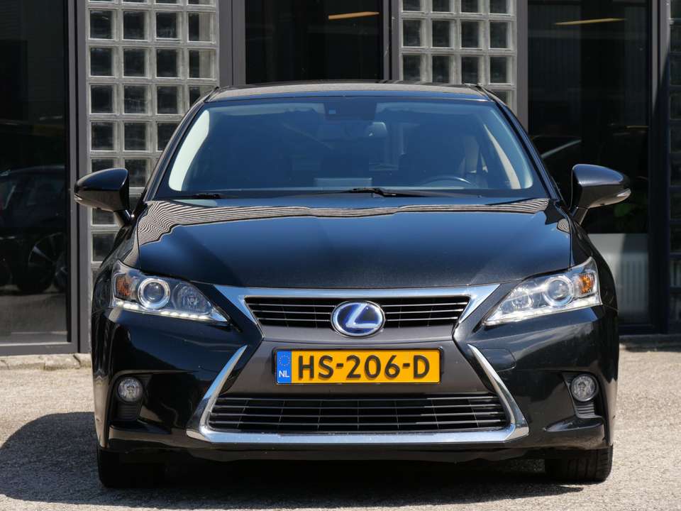 Lexus CT 200h - Imagem 18