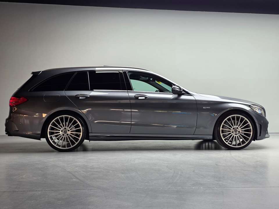 Mercedes-Benz C 43 AMG - Imagem 7