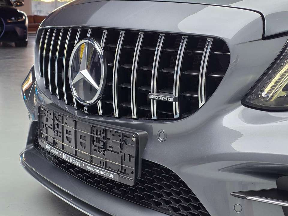 Mercedes-Benz C 43 AMG - Imagem 11