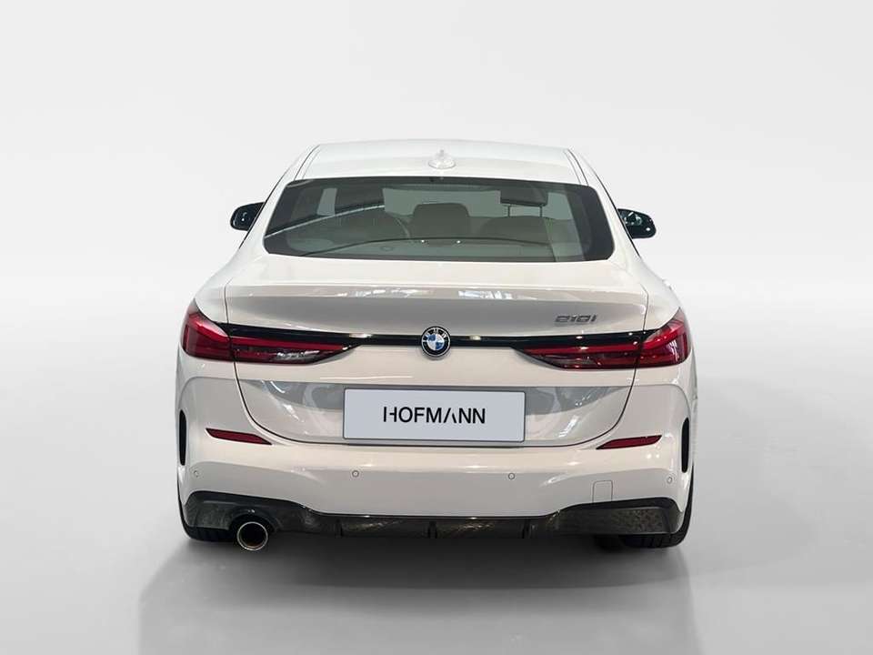 BMW 218 - Imagem 8