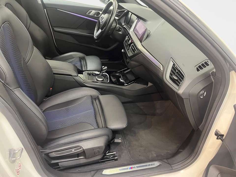 BMW 218 - Imagem 13