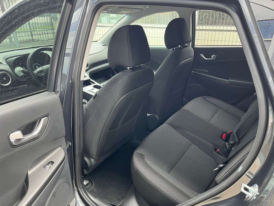 Car picture 9