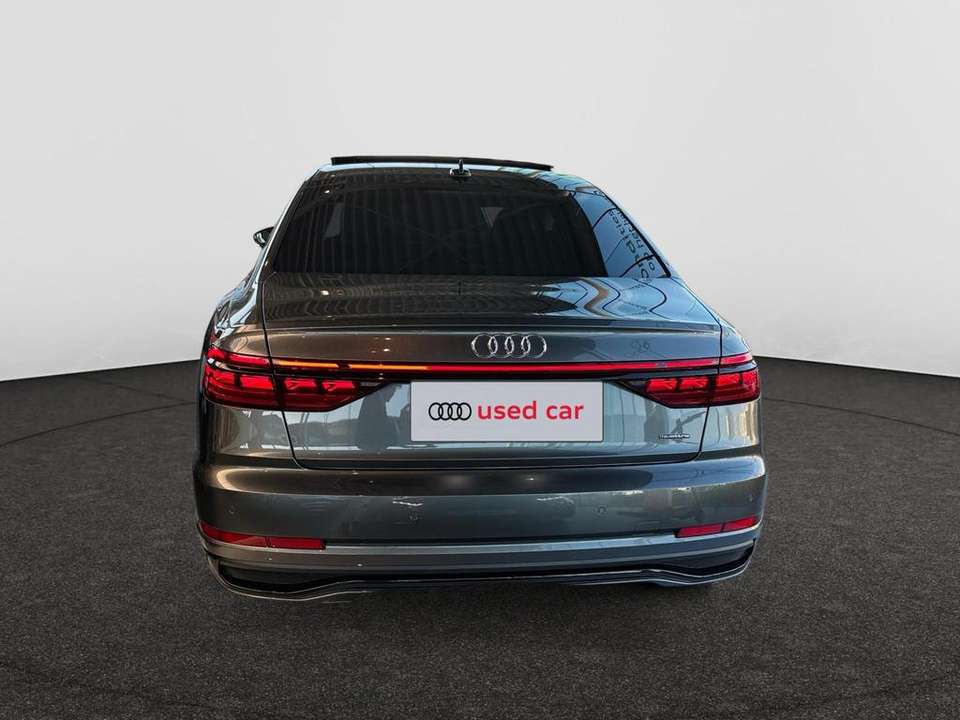 Audi A8 - Imagem 3