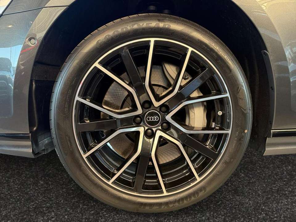 Audi A8 - Imagem 4
