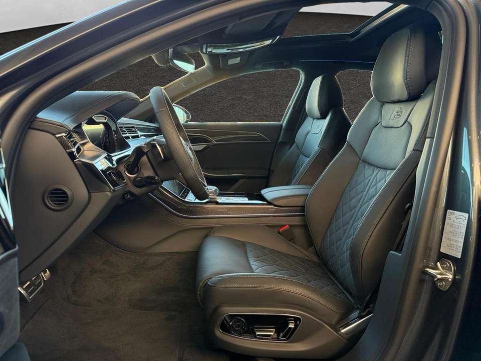 Audi A8 - Imagem 10