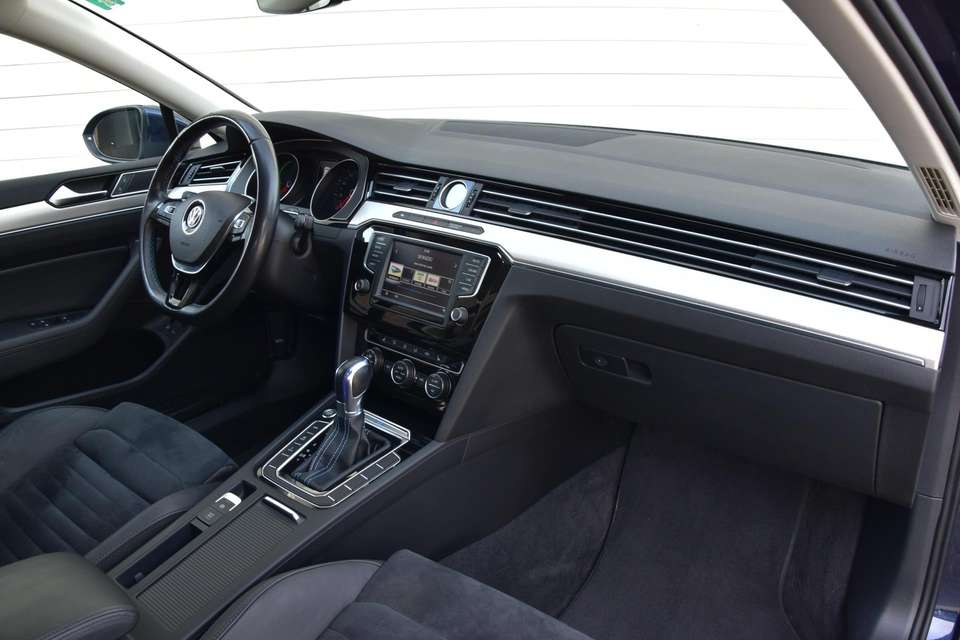 Car picture 11