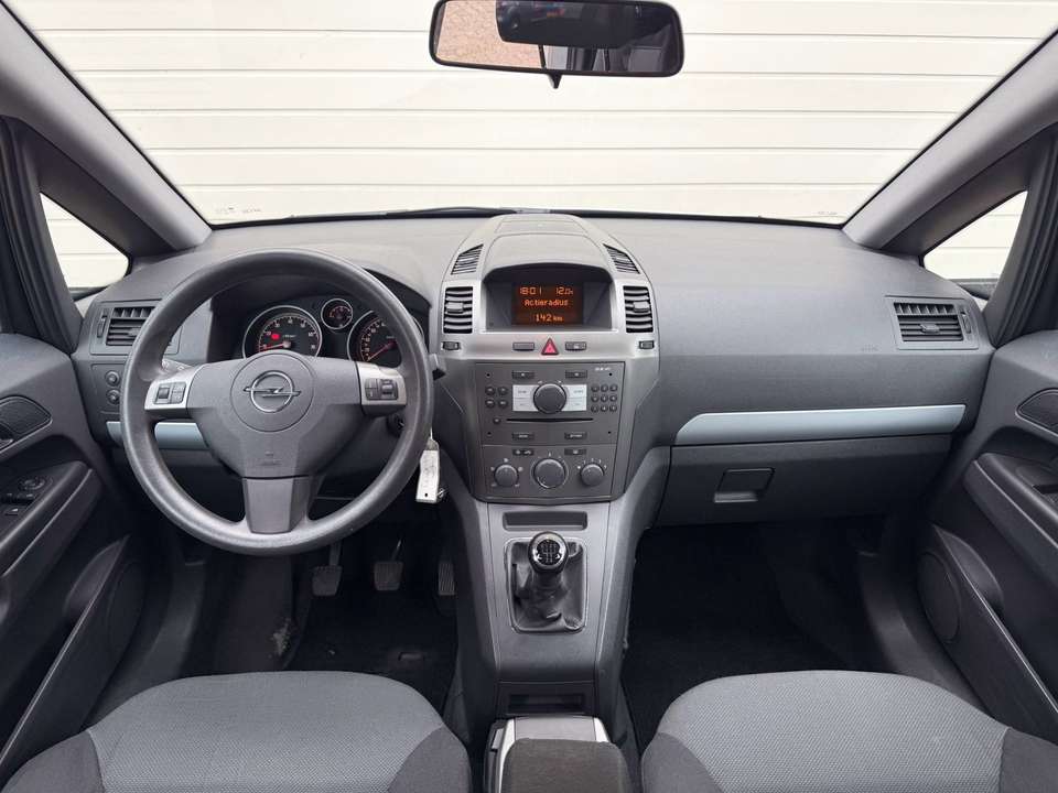 Opel Zafira - Imagem 11