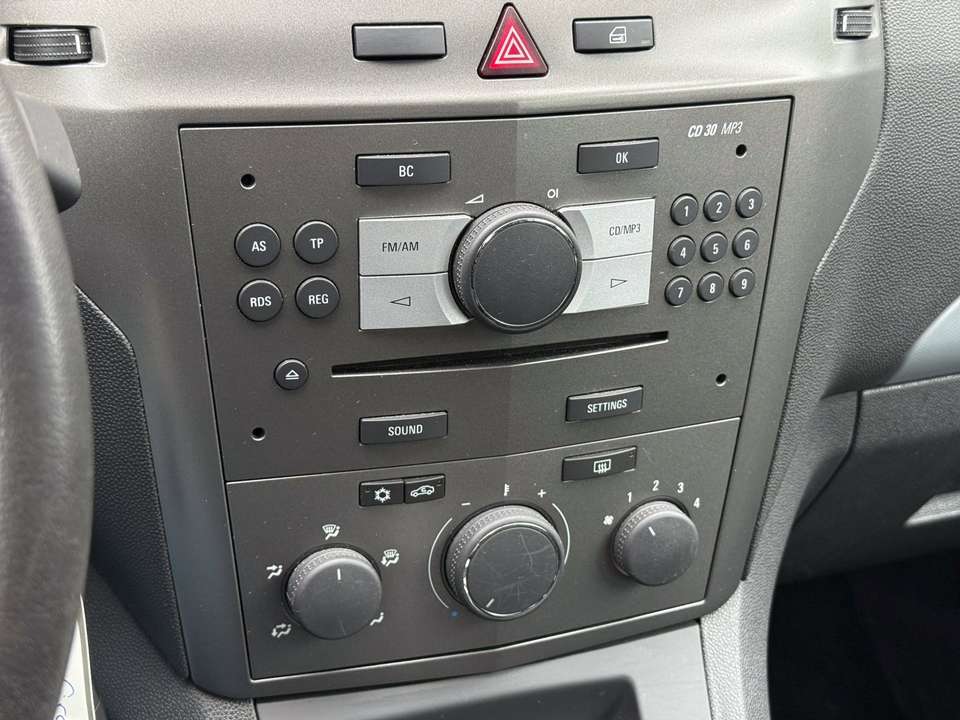 Opel Zafira - Imagem 18