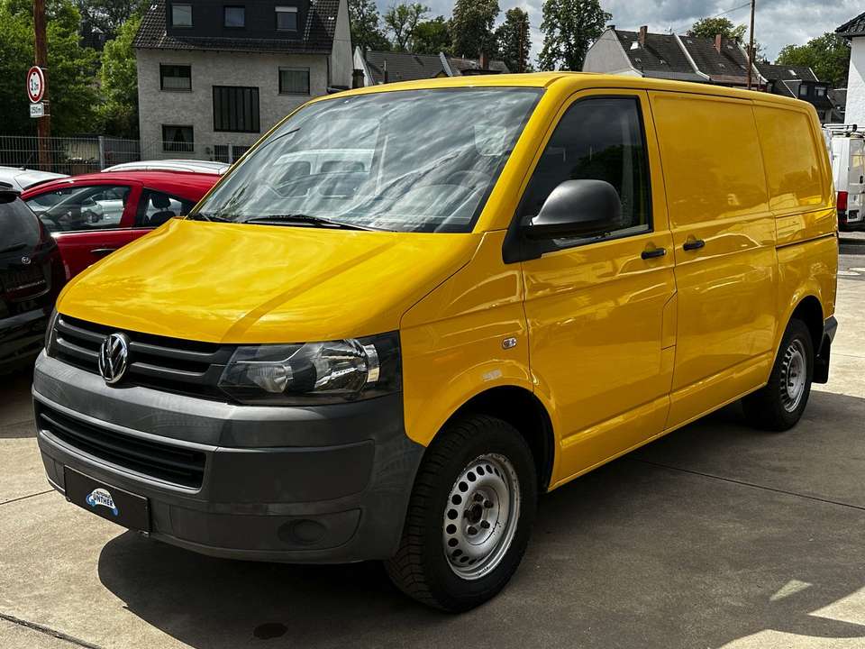 Volkswagen T5 Transporter - Imagem 1