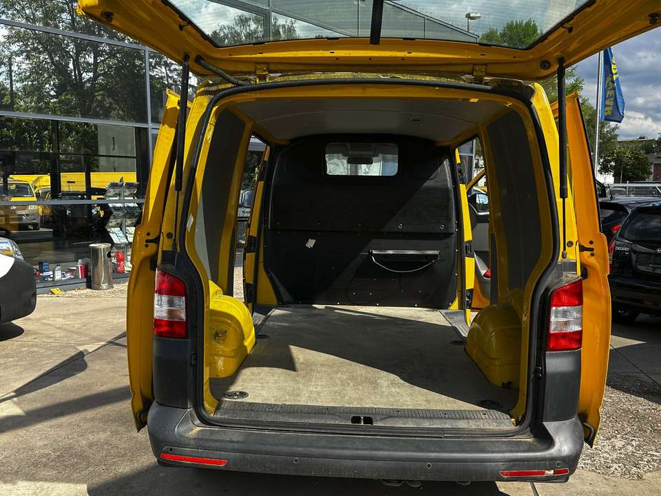 Volkswagen T5 Transporter - Imagem 11