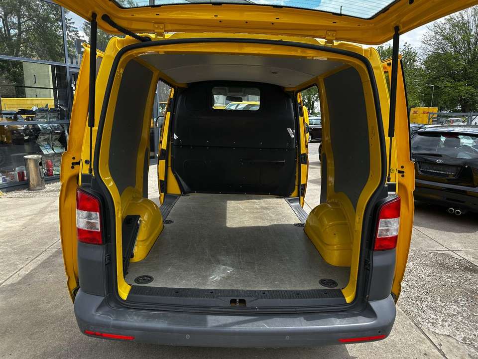 Volkswagen T5 Transporter - Imagem 12