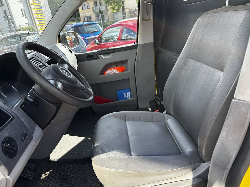 Volkswagen T5 Transporter - Imagem 13