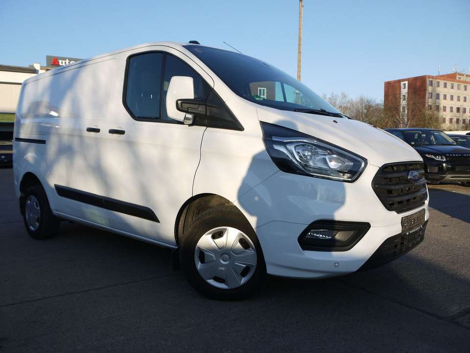 Ford Transit Custom - Imagem 1