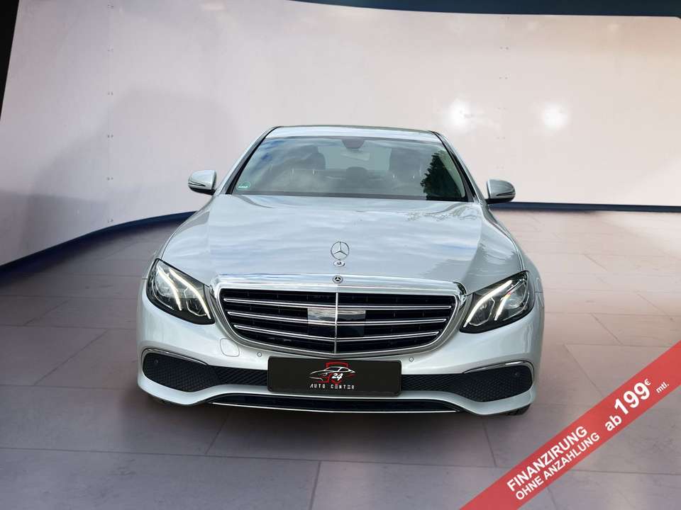 Mercedes-Benz E 200 - Imagem 2