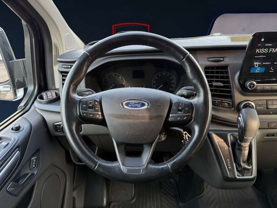 Ford Tourneo Custom - Imagem 12