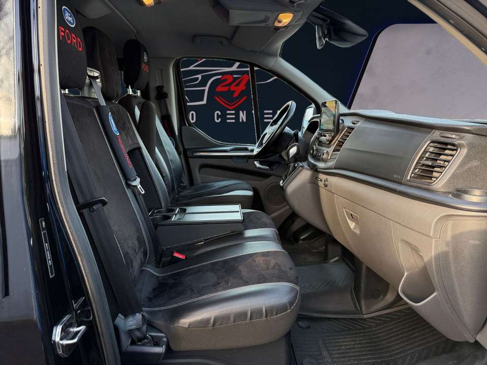 Ford Tourneo Custom - Imagem 15