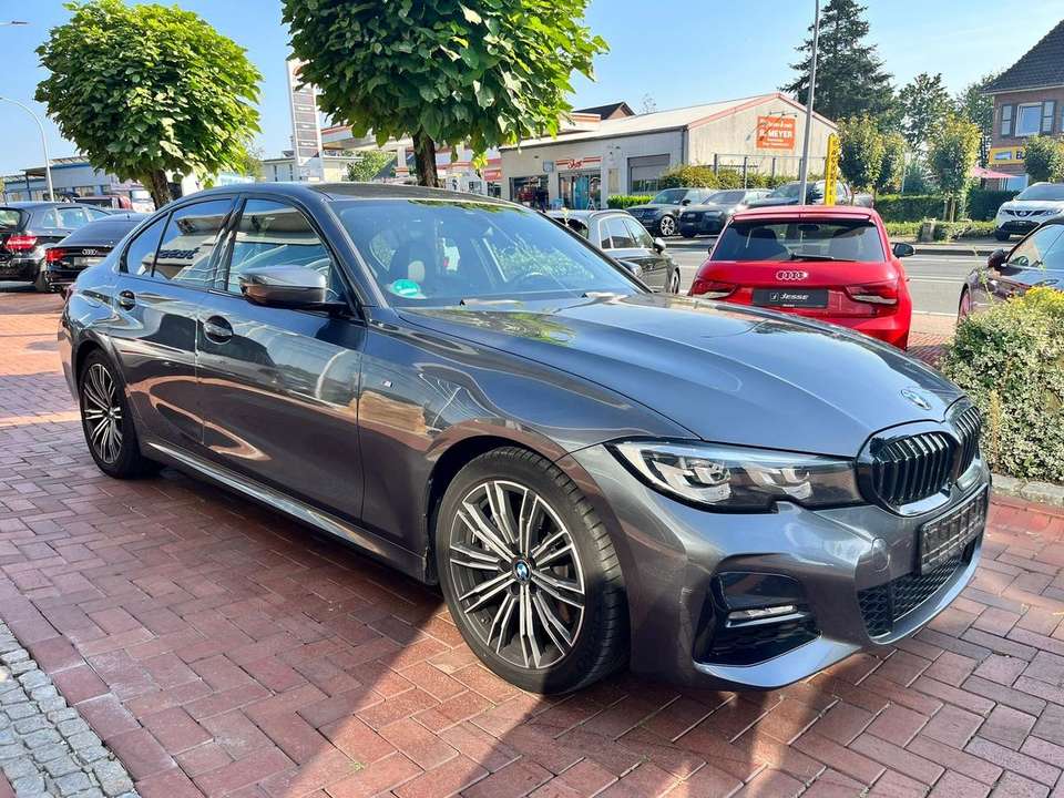 BMW 330 - Imagem 3
