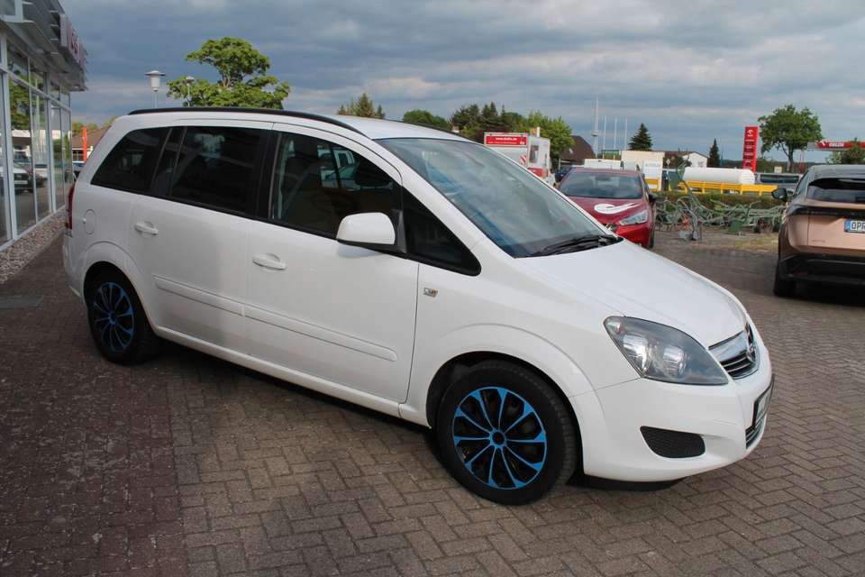 Opel Zafira - Imagem 12