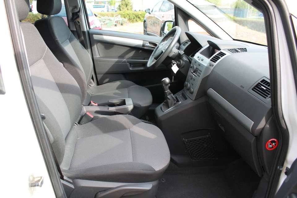 Opel Zafira - Imagem 14