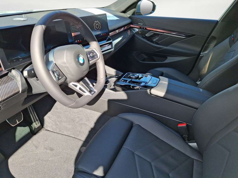 BMW 520 - Imagem 8