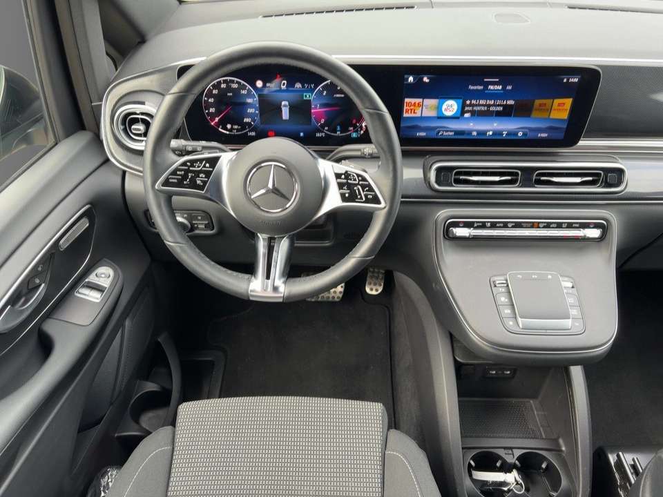 Mercedes-Benz V 250 - Imagem 9