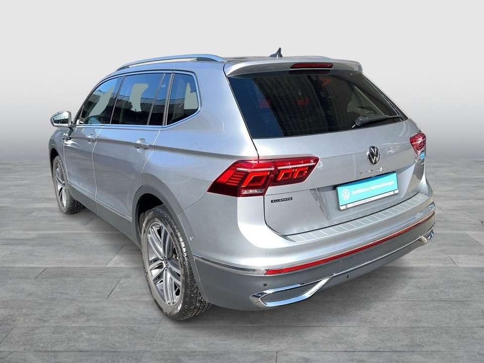 Volkswagen Tiguan Allspace - Imagem 5