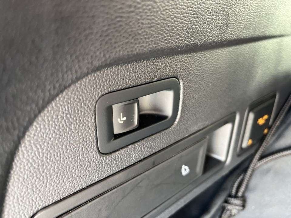 Volkswagen Tiguan Allspace - Imagem 12