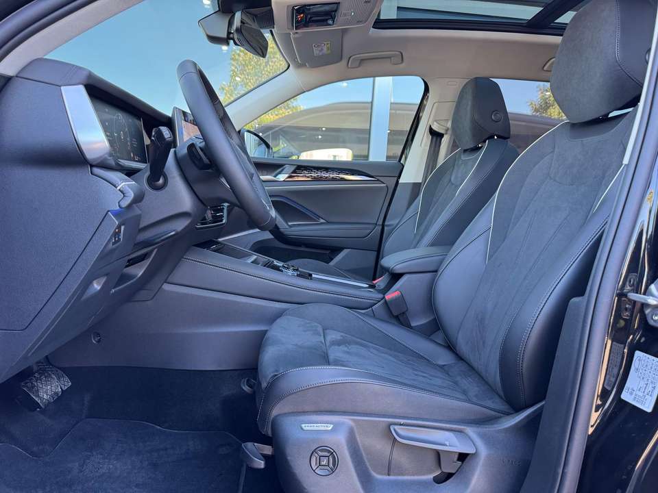 Car picture 11