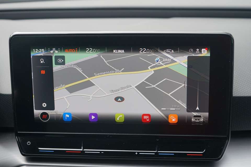 Car picture 9
