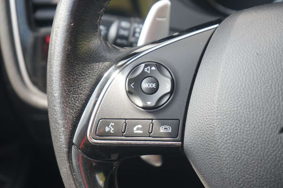 Mitsubishi Outlander - Imagem 14