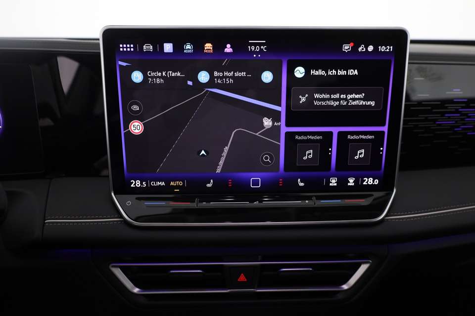 Car picture 11