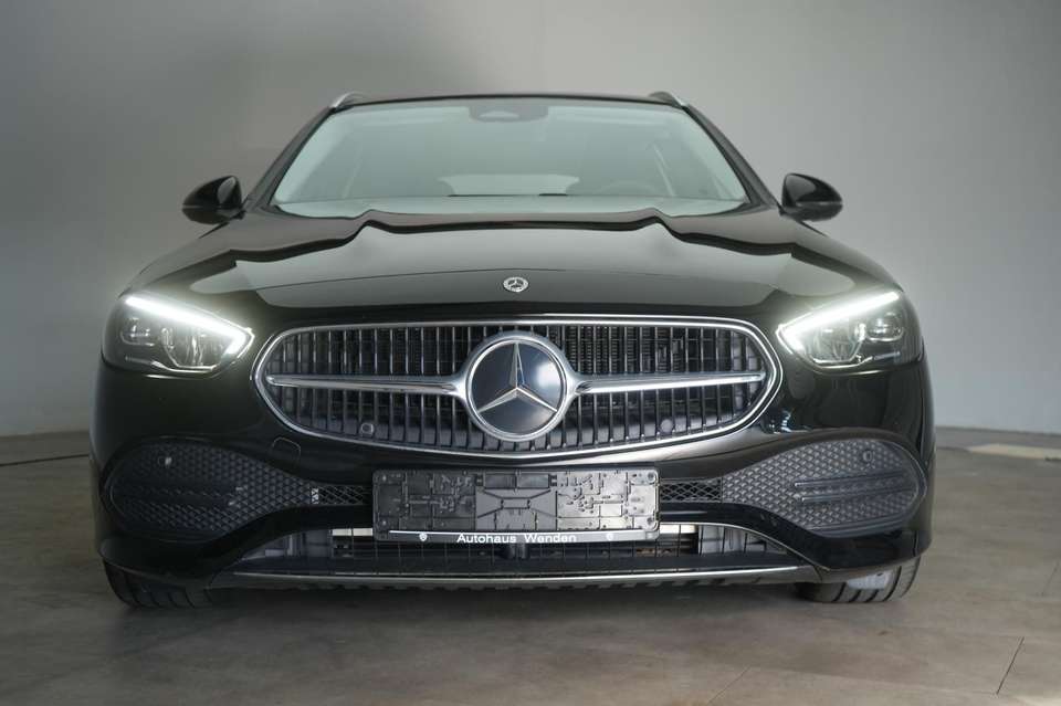 Mercedes-Benz C 220 - Imagem 2