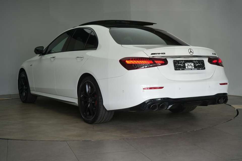 Mercedes-Benz E 53 AMG - Imagem 4