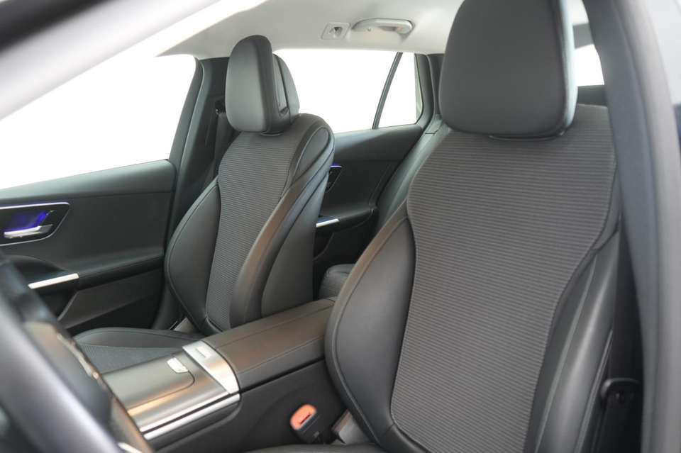 Mercedes-Benz C 220 - Imagem 10