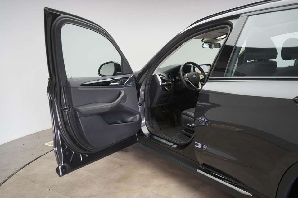 Car picture 11