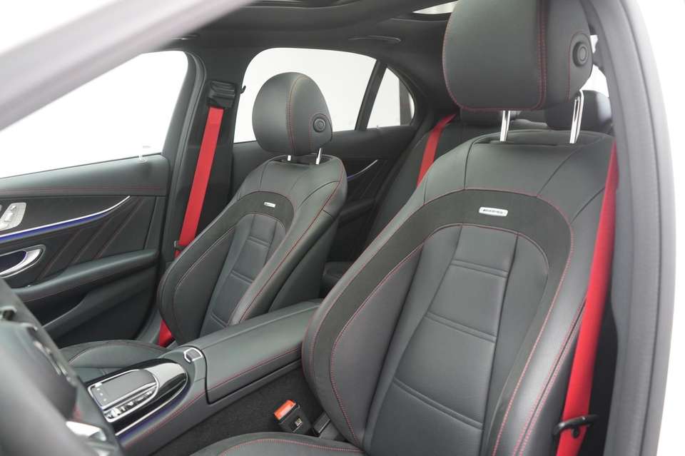 Mercedes-Benz E 53 AMG - Imagem 10