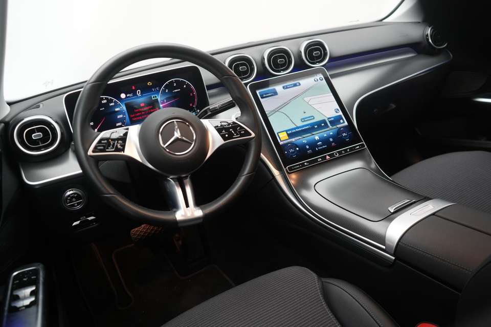 Mercedes-Benz C 220 - Imagem 13