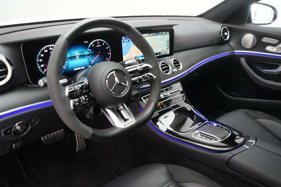 Mercedes-Benz E 53 AMG - Imagem 12