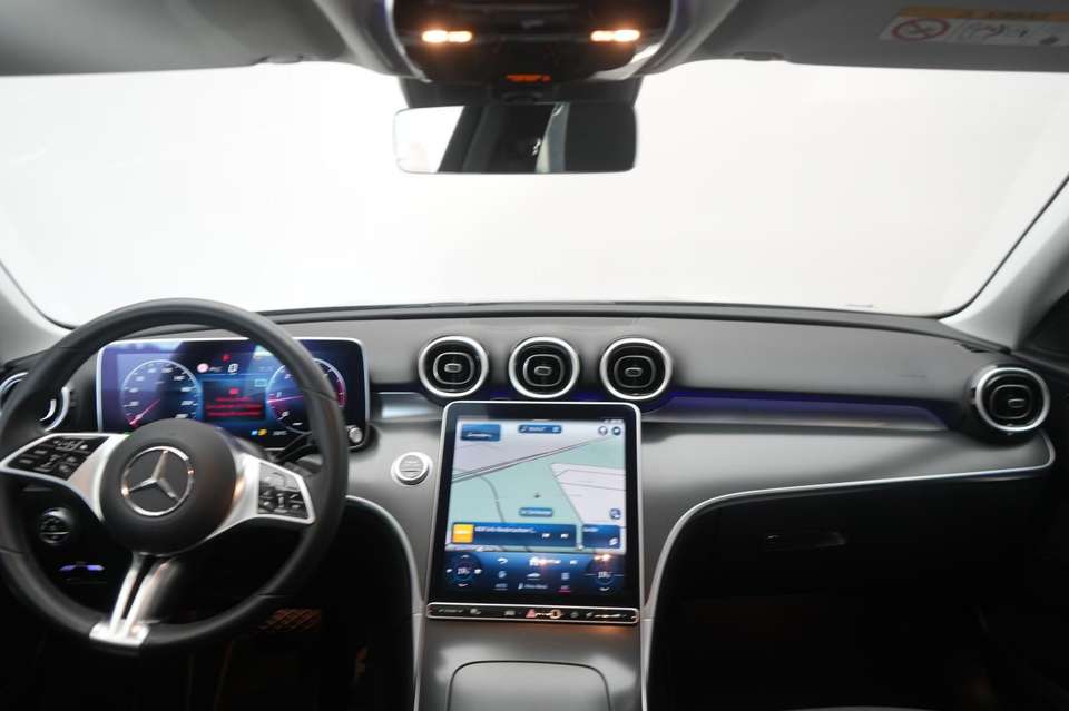 Mercedes-Benz C 220 - Imagem 14